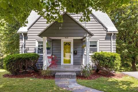 117 Briarcliff Road, DeWitt, NY 13214