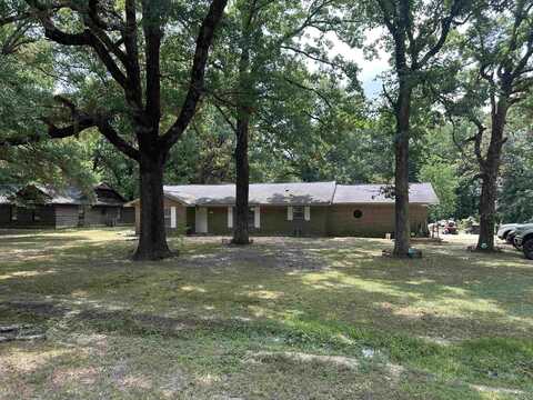 32 Shannon Drive, McGehee, AR 71654