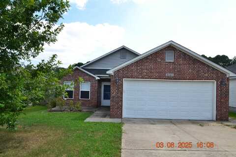 2641 Chapel Creek Drive, Benton, AR 72223