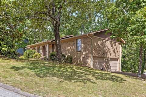 527 Woodcroft Drive, Hixson, TN 37343
