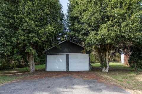 21 Cedar Lane, Kilmarnock, VA 22482
