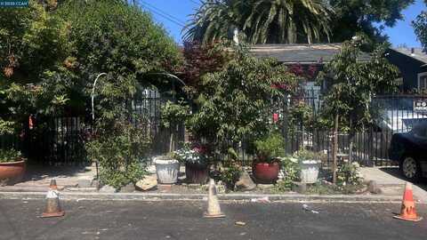 681 Nevada Street, Oakland, CA 94603
