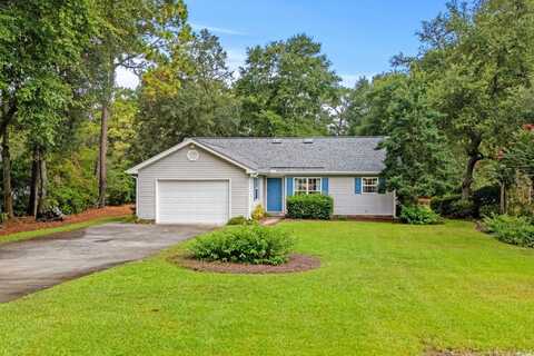 96 Birdfield Ln., Pawleys Island, SC 29585