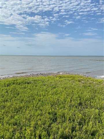 2510 1st Street, Bayside, TX 78340