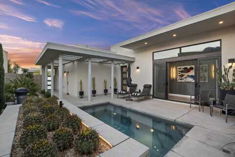 885 Fountain Drive, Palm Springs, CA 92262