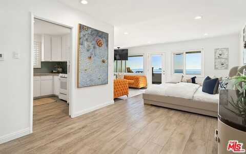28 5th Pl, Long Beach, CA 90802