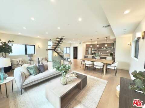 4801 Carpenter AVE, VALLEY VILLAGE, CA 91607