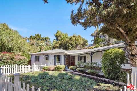 7815 Denivelle Rd, Sunland, CA 91040