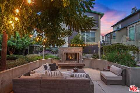 512 Brooks Ave, Venice, CA 90291