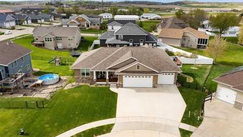 630 Lincoln Court, Center Point, IA 52213