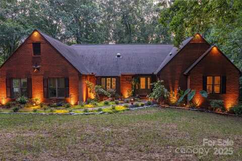 408 Florence Circle, Statesville, NC 28625