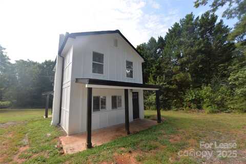1131 Mecklenburg Highway, Mooresville, NC 28115