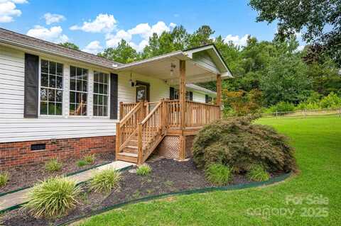 1116 Lewis Ferry Road, Statesville, NC 28677