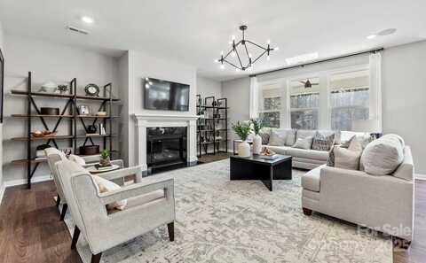 113 Clawton Loop, Mooresville, NC 28115