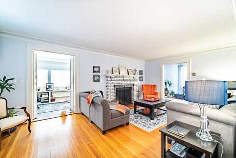 40 Orchard Place, Greenwich, CT 06830