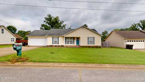 816 Wesley Drive, Dyersburg, TN 38024