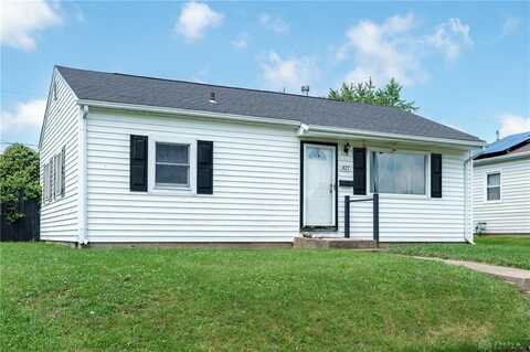 827 Barker Drive, Springfield, OH 45505