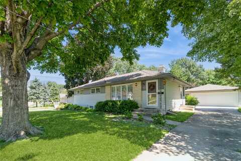 713 32nd Street, West Des Moines, IA 50265