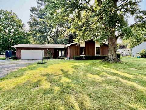1392 Berkshire Drive, South Bend, IN 46614