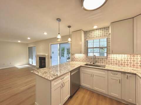 34 Devon Lane, Avondale Estates, GA 30002