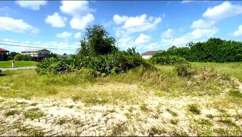 3310 8th Street SW, Lehigh Acres, FL 33976