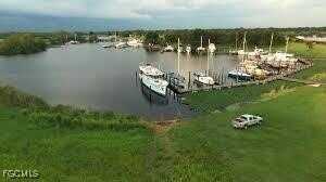 1106 RIVER Run, Labelle, FL 33935