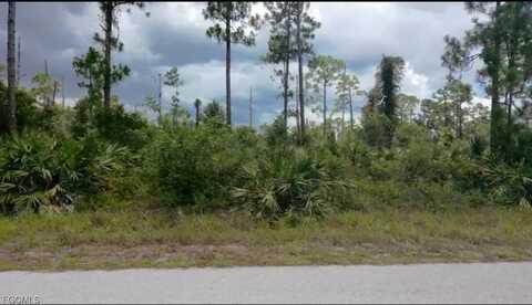 916 Monroe Avenue, Lehigh Acres, FL 33972