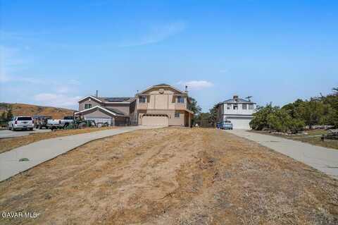 14849 Ripton Road, Lake Hughes, CA 93532
