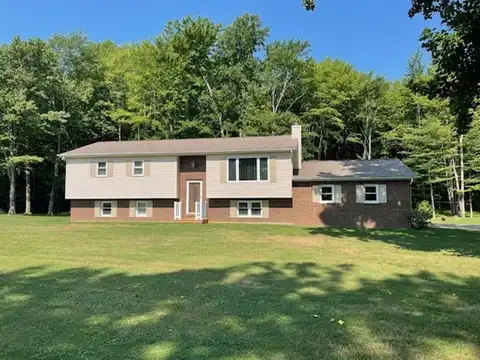 9370 MILLER Road, Cranesville, PA 16410