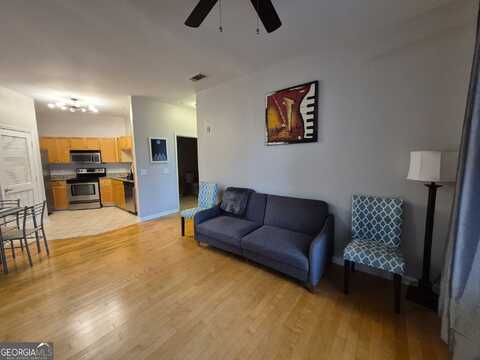 870 Mayson Turner, Atlanta, GA 30314