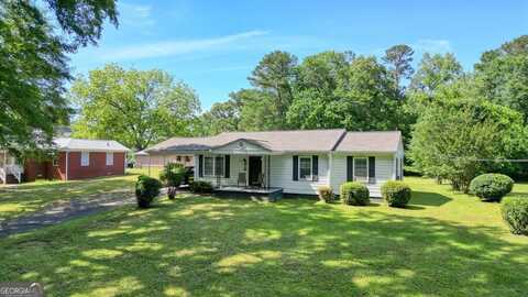110 Barnesdale, Woodstock, GA 30188
