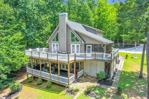 409 The Bear Boulevard, Tamassee, SC 29686