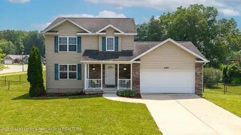4427 Helmsway Drive, Lansing, MI 48911