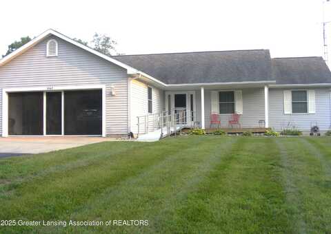 8668 E Spicerville Highway, Eaton Rapids, MI 48827