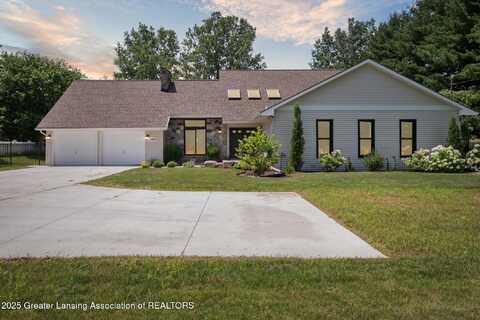 2605 College Road, Holt, MI 48842