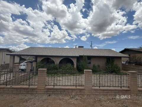 7757 S Hopi Ave, Globe, AZ 85501