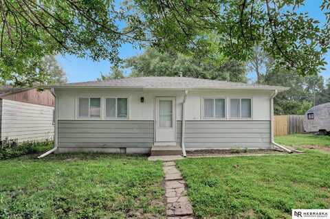 1220 N 53rd Street, Lincoln, NE 68504
