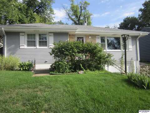 7613 Sherman Drive, Omaha, NE 68134