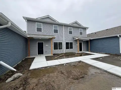 2167 N Aaron Way, Fremont, NE 68025