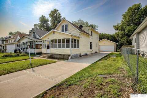 2527 Wirt Street, Omaha, NE 68111
