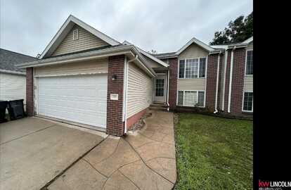 239 W Irving Street, Lincoln, NE 68521