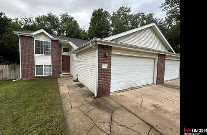 218 W Irving Street, Lincoln, NE 68521