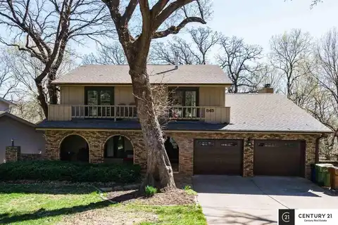 845 Hidden Hills Drive, Bellevue, NE 68005