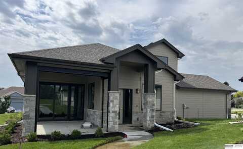 2302 S 176th Court, Omaha, NE 68130