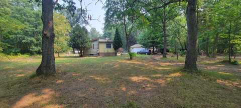 8570-8578 E US-10, Branch, MI 49402