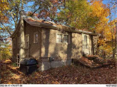 100 Clyde James Road, Pleasant Lake, MI 49272