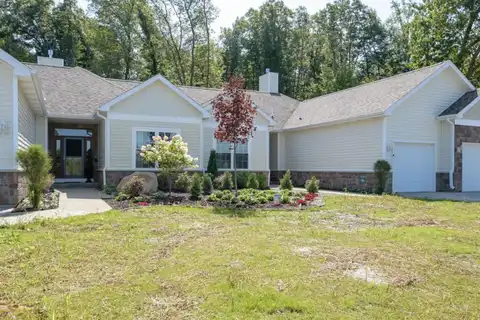 303 Waldon Drive, Battle Creek, MI 49015