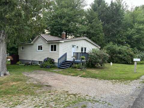 6033 N Stiles Road, Ludington, MI 49431