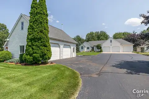 320 96th Avenue, Holland, MI 49423