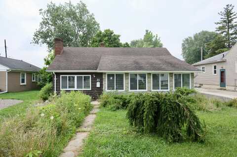 45 School Avenue, Clawson, MI 48017
